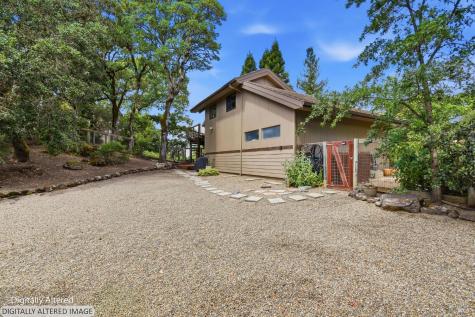 4730 Woodcliff Court Santa Rosa CA 95405
