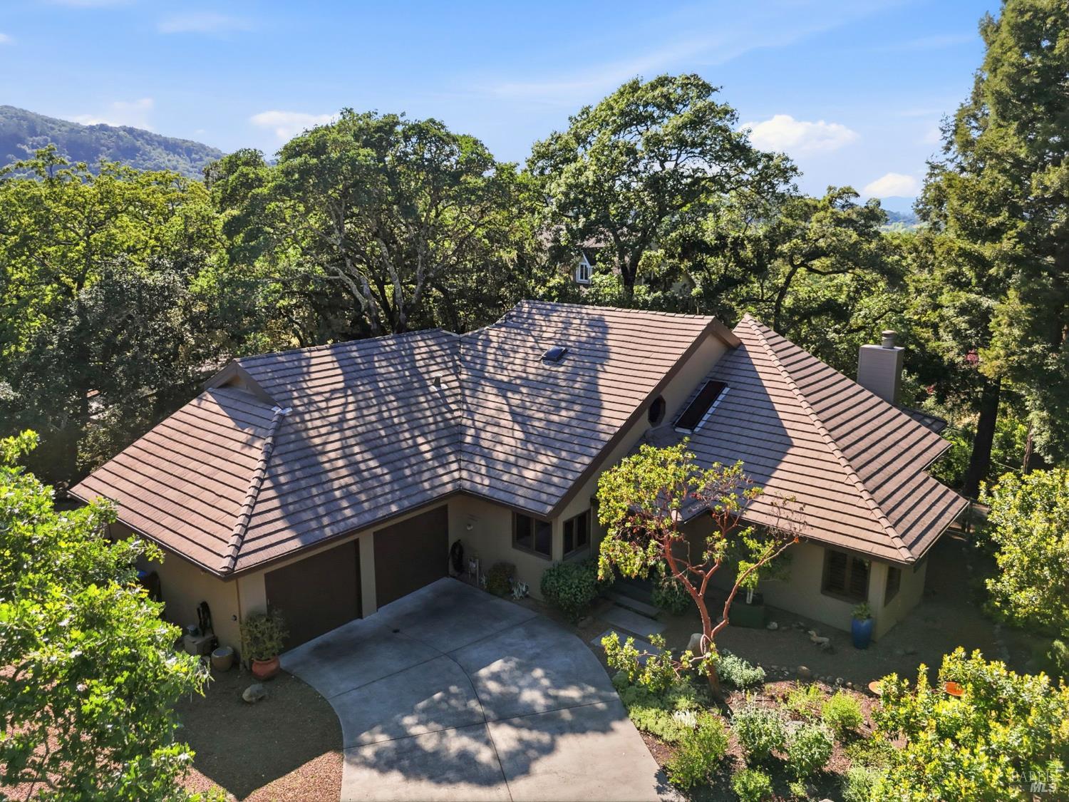 4730 Woodcliff Court Santa Rosa CA 95405