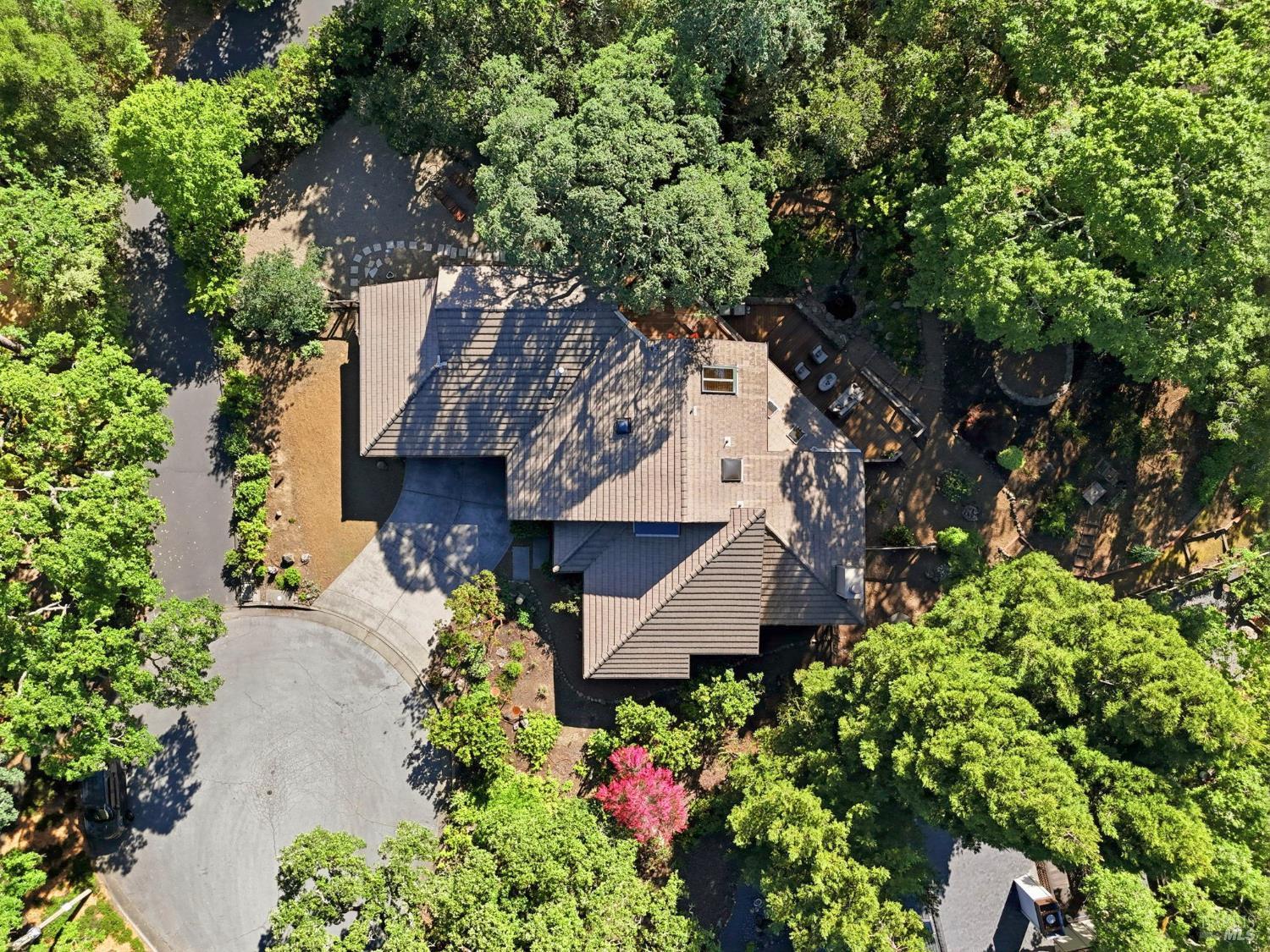 4730 Woodcliff Court Santa Rosa CA 95405