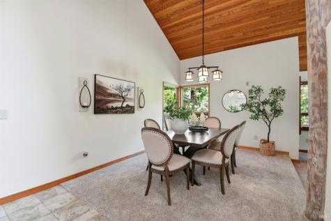 4730 Woodcliff Court Santa Rosa CA 95405