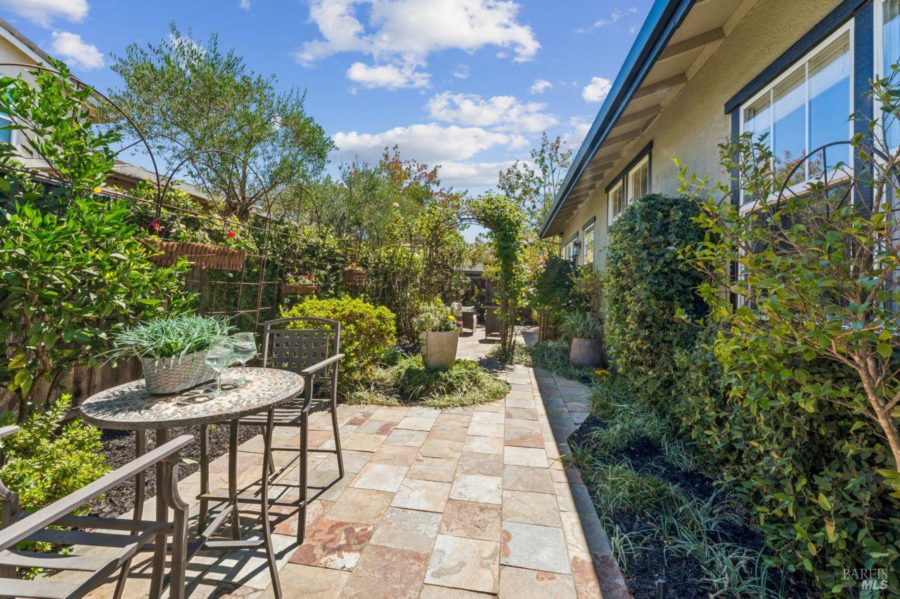 58 Skipping Rock Way Napa CA 94558