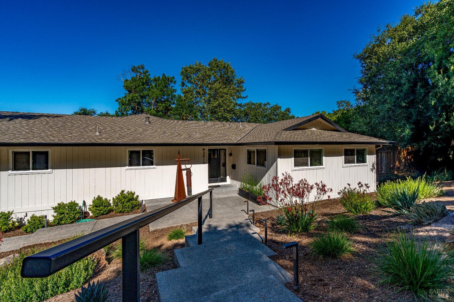 2519 Grosse Avenue Santa Rosa CA 95404