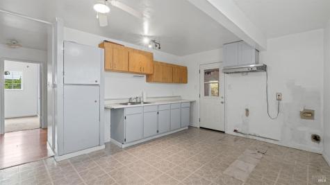 304 S Mcdowell Boulevard Petaluma CA 94954