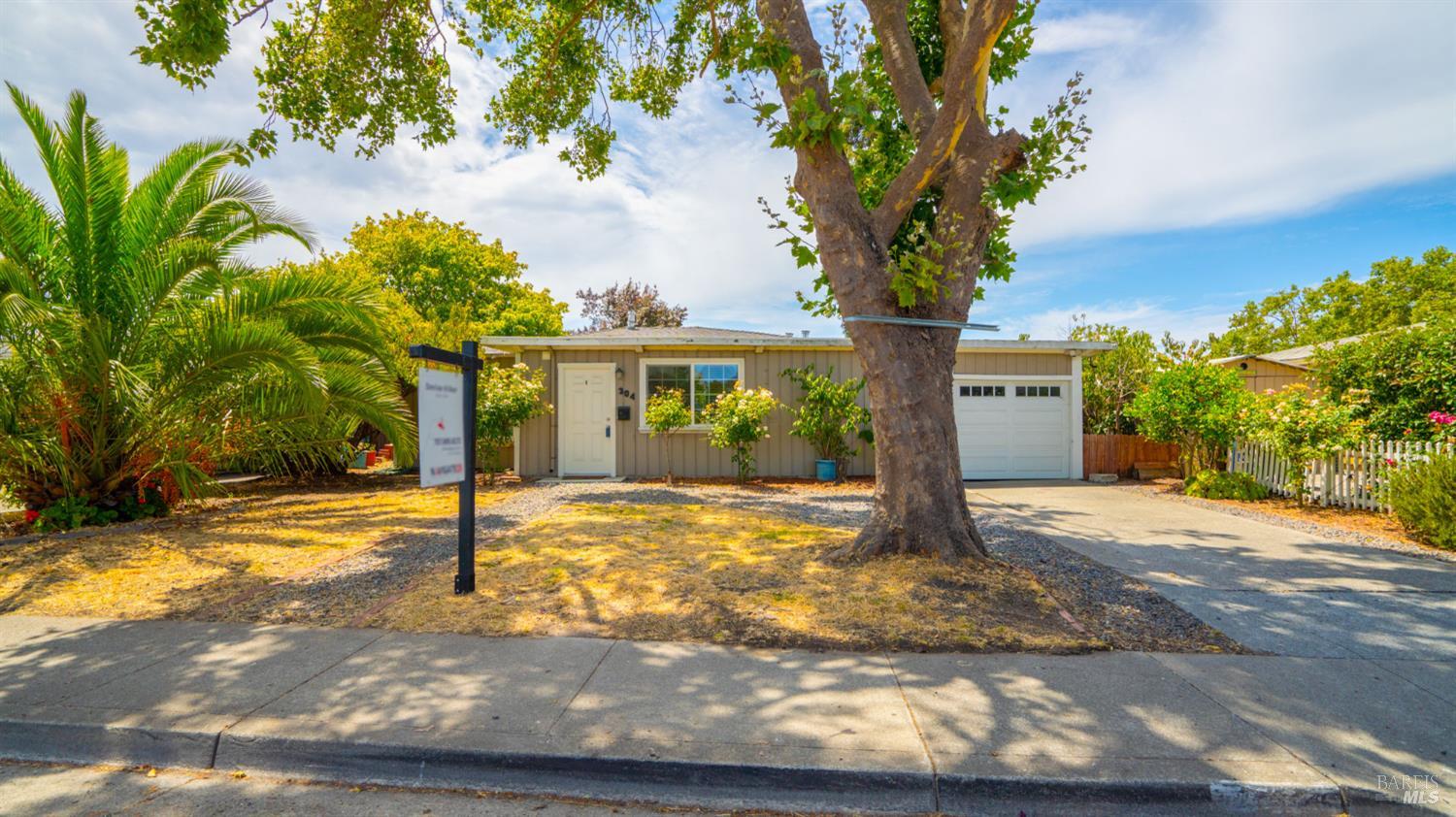 304 S Mcdowell Boulevard Petaluma CA 94954