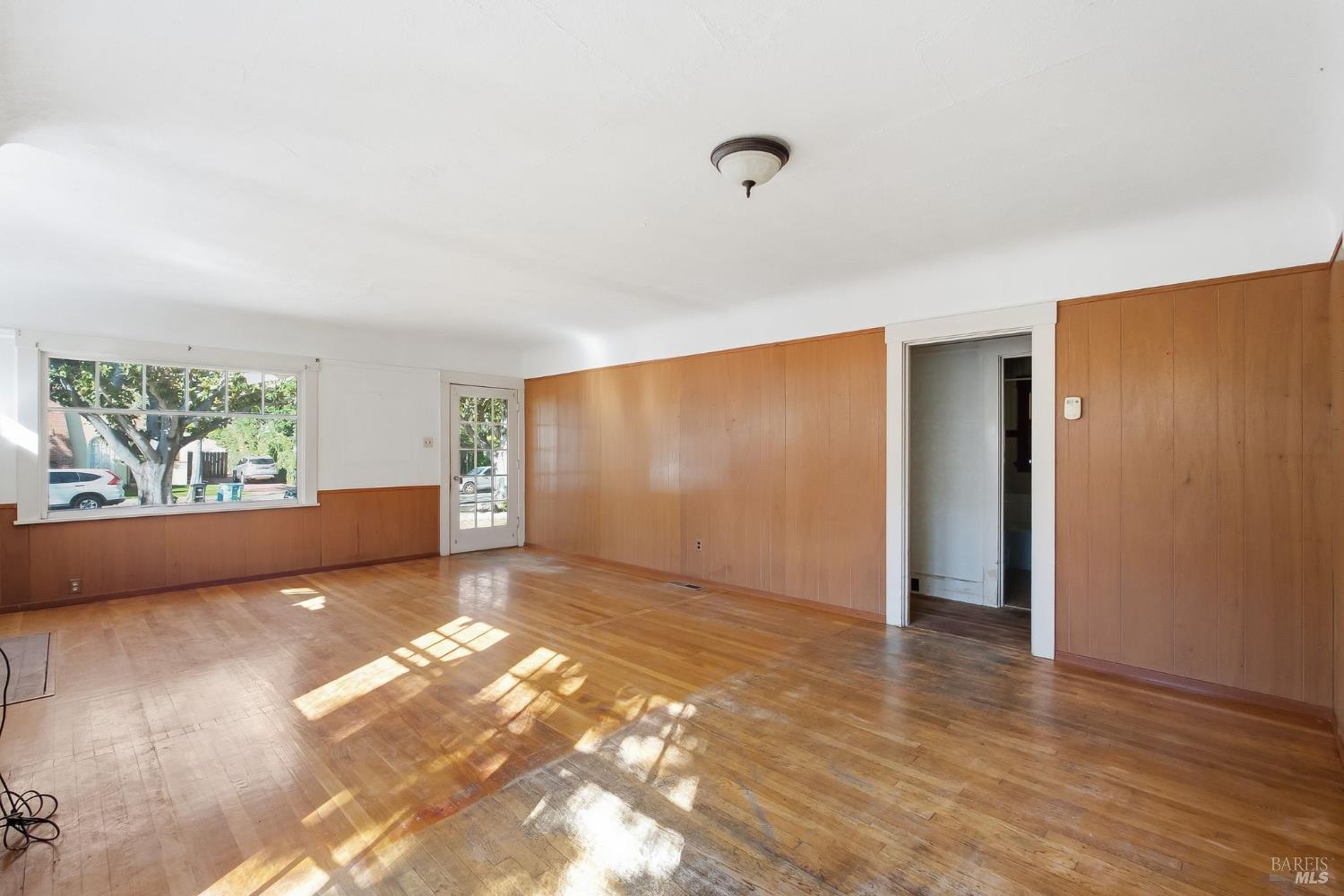 1011 Guinda Street Palo Alto CA 94301
