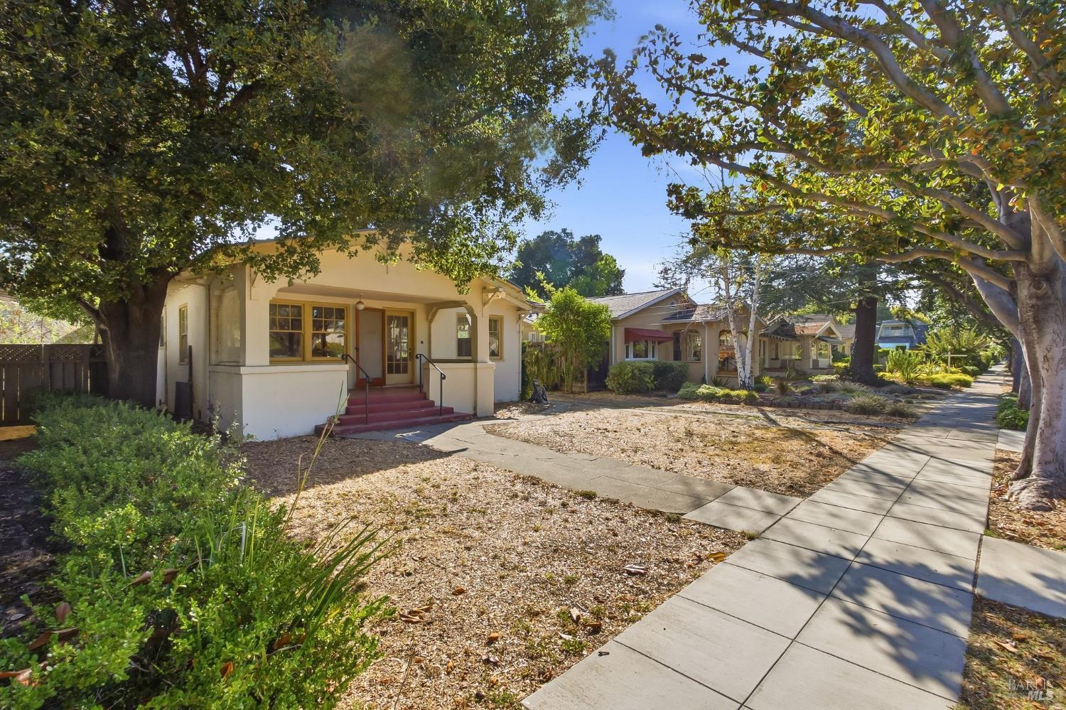 1011 Guinda Street Palo Alto CA 94301