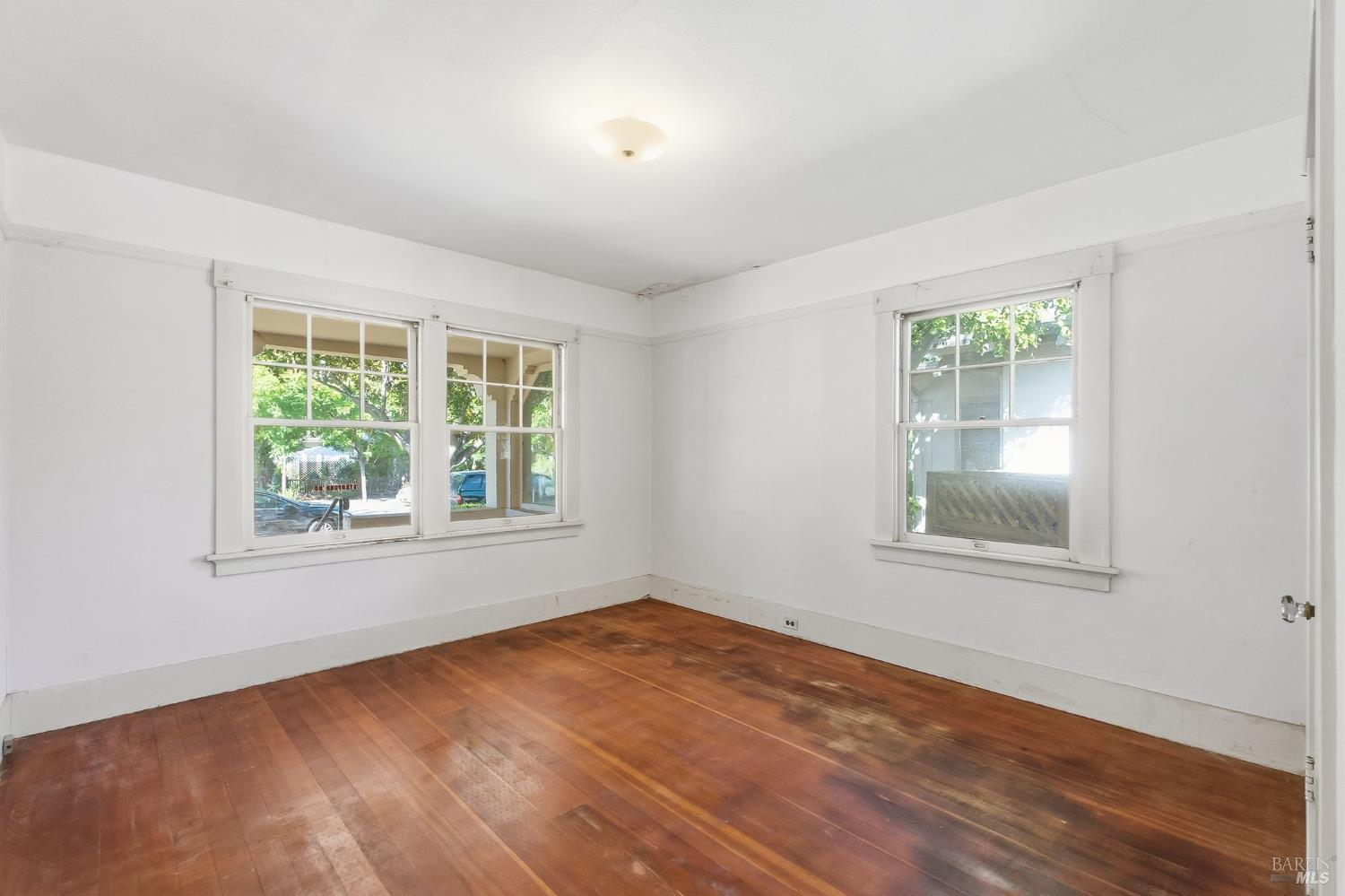 1011 Guinda Street Palo Alto CA 94301