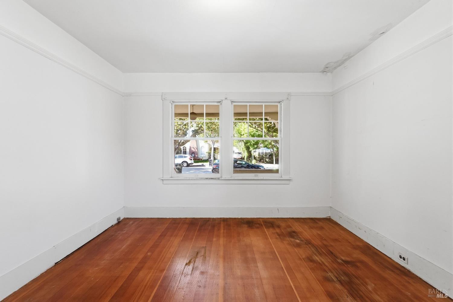 1011 Guinda Street Palo Alto CA 94301