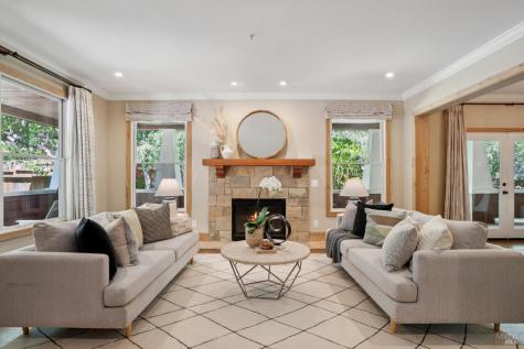 6 Hunter Creek Fairfax CA 94930