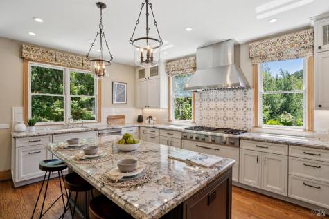 6 Hunter Creek Fairfax CA 94930