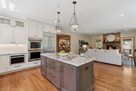 6 Hunter Creek Fairfax CA 94930