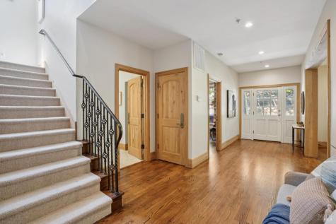 6 Hunter Creek Fairfax CA 94930