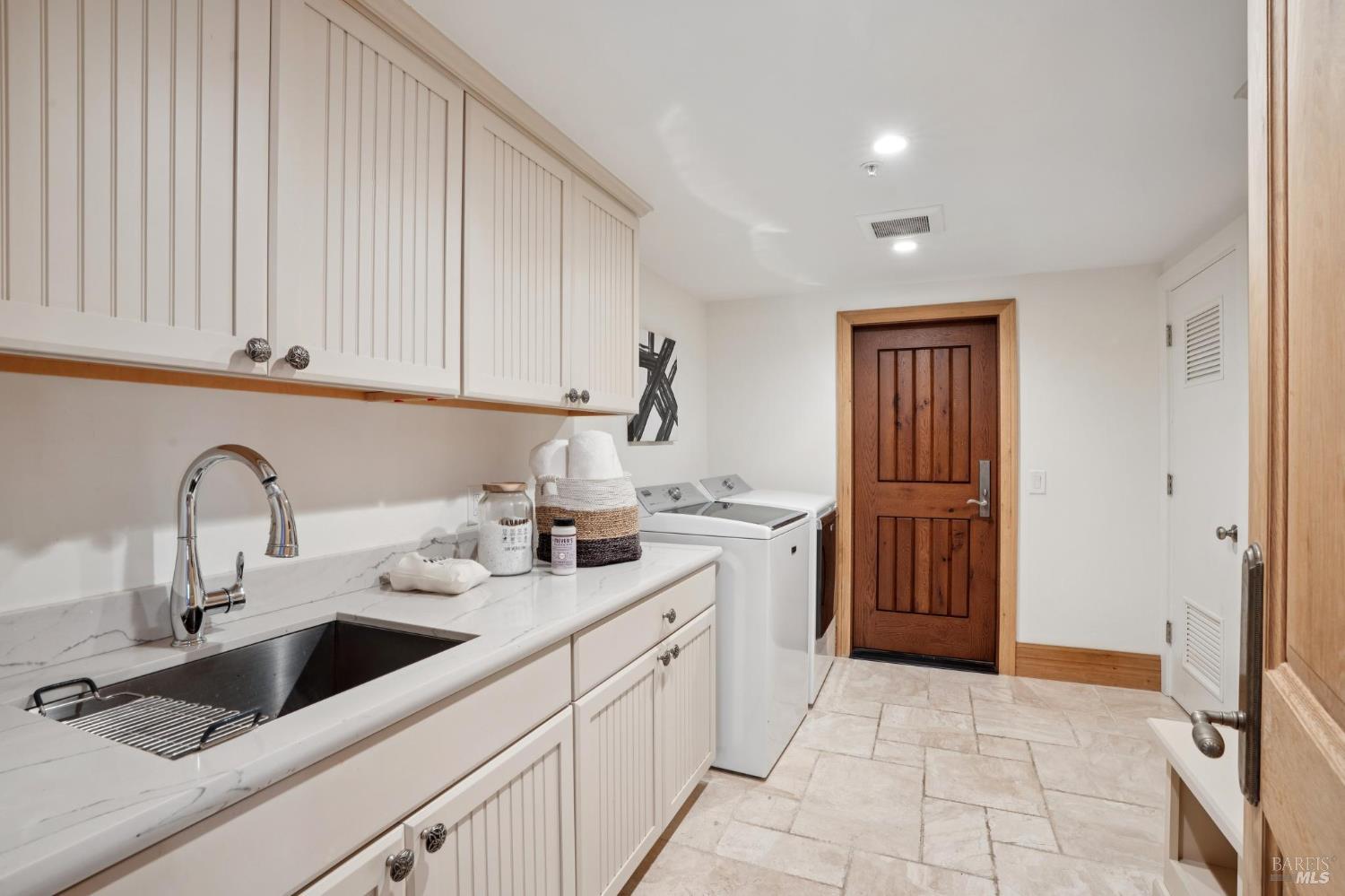 6 Hunter Creek Fairfax CA 94930