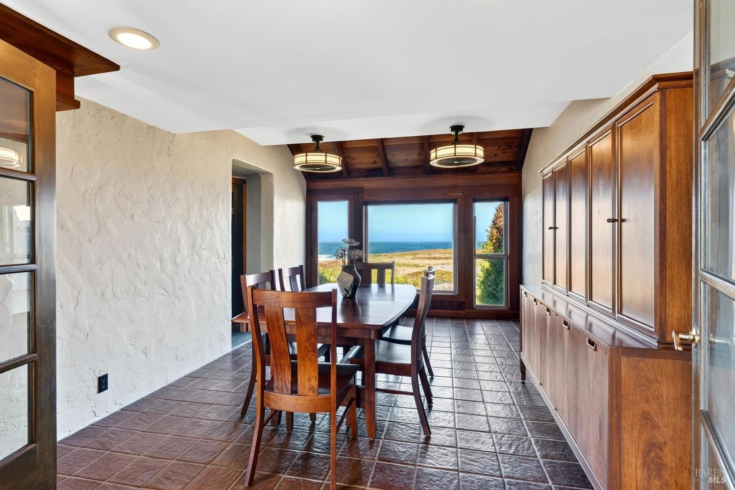15400 Seadrift Avenue Caspar CA 95420