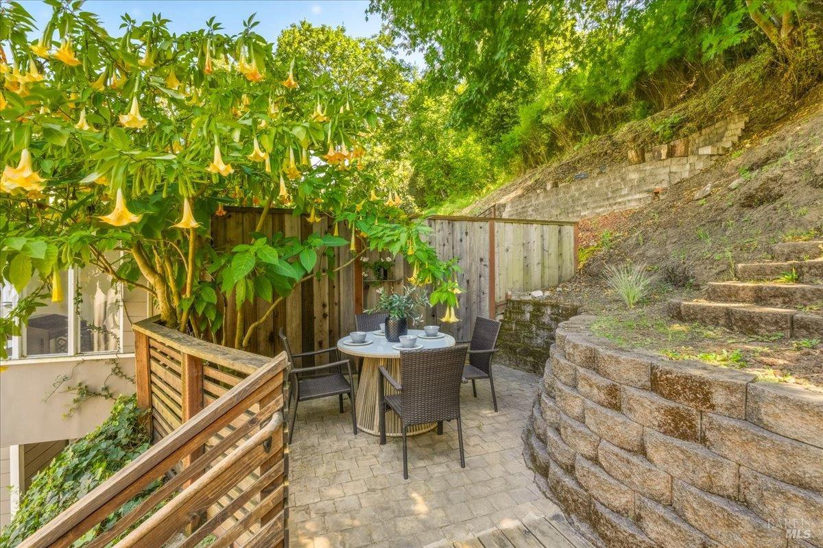 288-290 Miller Avenue Mill Valley CA 94941