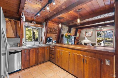 350 Canyon Road Geyserville CA 95441