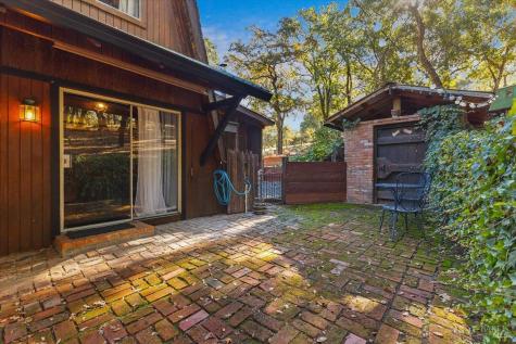 350 Canyon Road Geyserville CA 95441