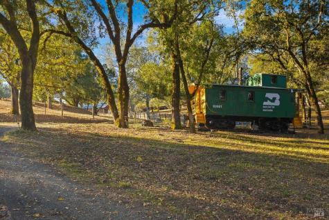350 Canyon Road Geyserville CA 95441
