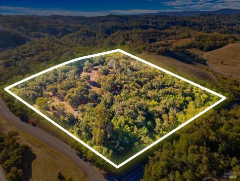 350 Canyon Road Geyserville CA 95441