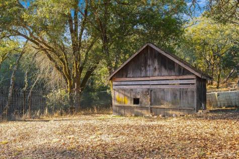 350 Canyon Road Geyserville CA 95441