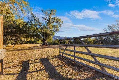 350 Canyon Road Geyserville CA 95441