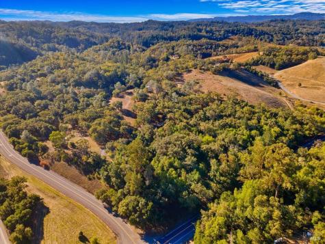 350 Canyon Road Geyserville CA 95441