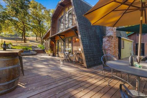 350 Canyon Road Geyserville CA 95441
