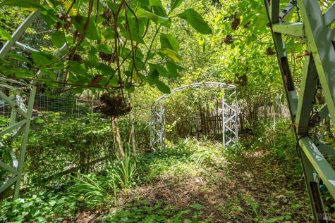 7001 Lucas Valley Road Nicasio CA 94946