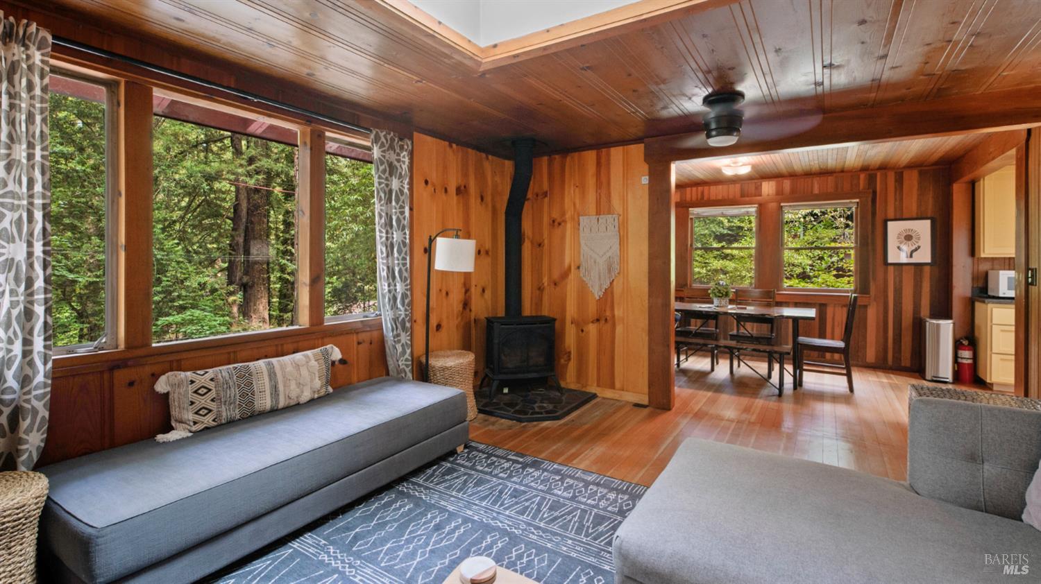 16775 Neeley Road Guerneville CA 95446