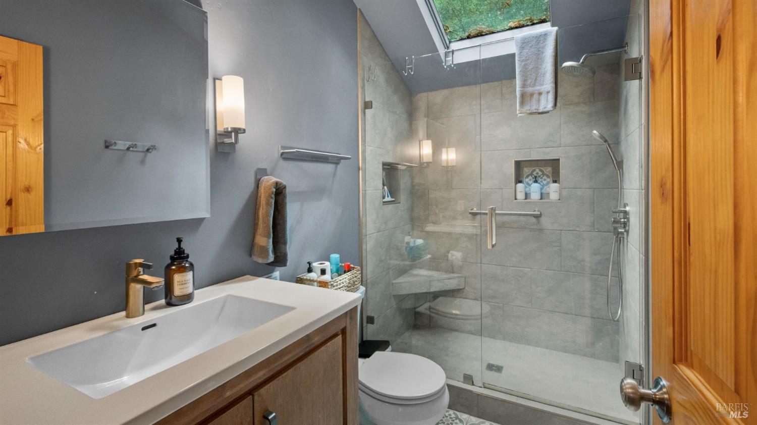 16775 Neeley Road Guerneville CA 95446
