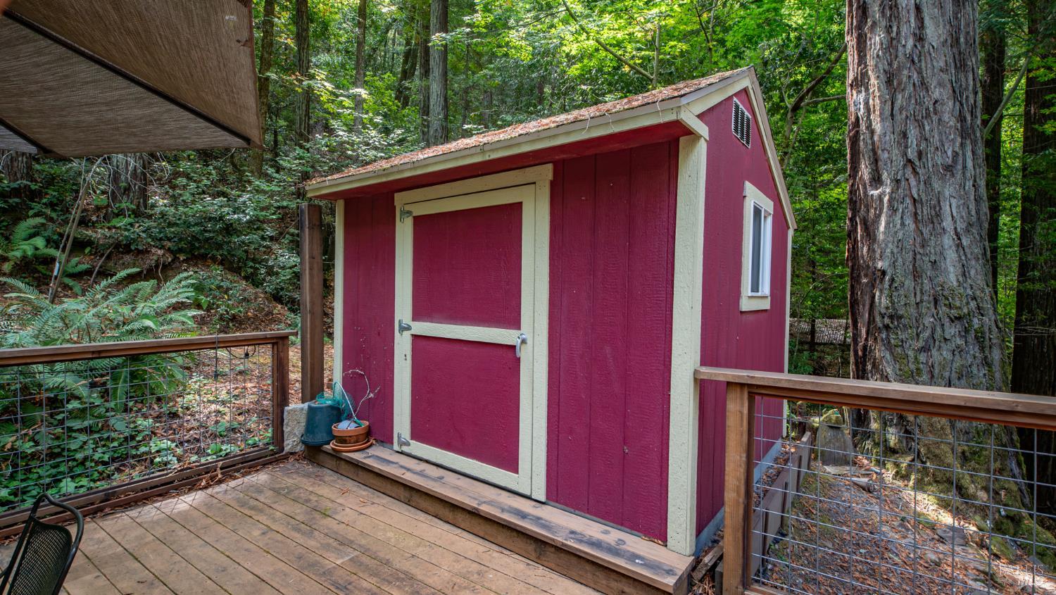 16775 Neeley Road Guerneville CA 95446