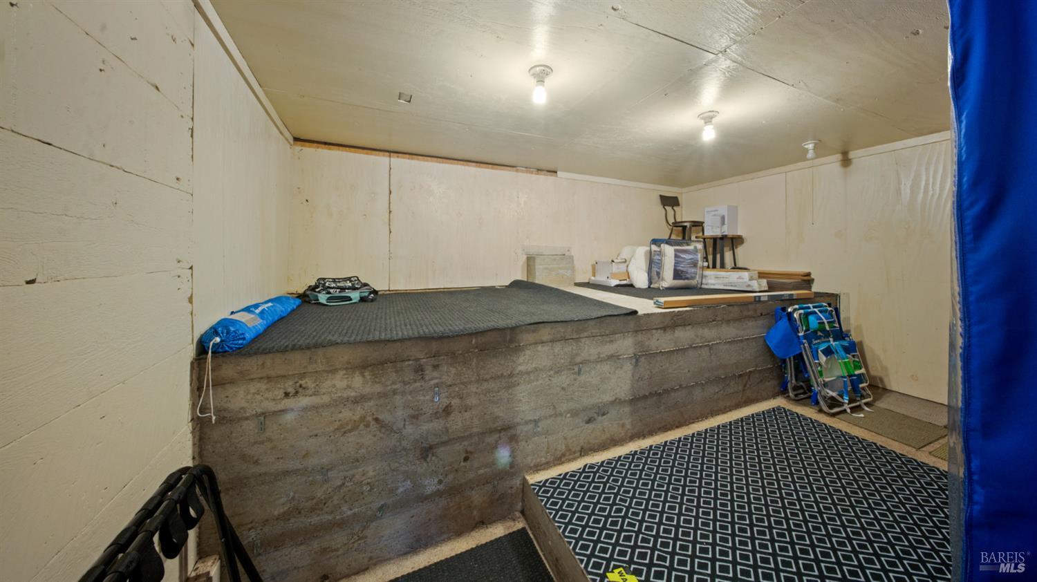 16775 Neeley Road Guerneville CA 95446