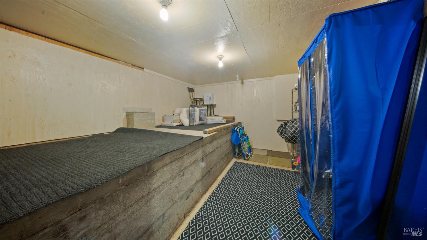 16775 Neeley Road Guerneville CA 95446