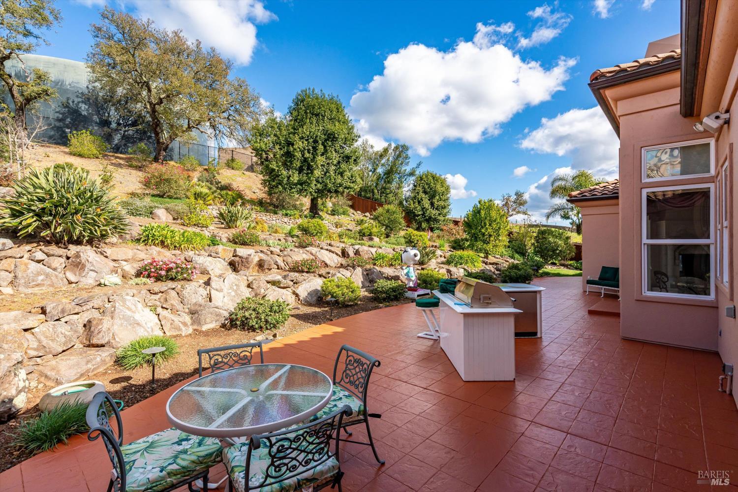 3729 Skyfarm Drive Santa Rosa CA 95403