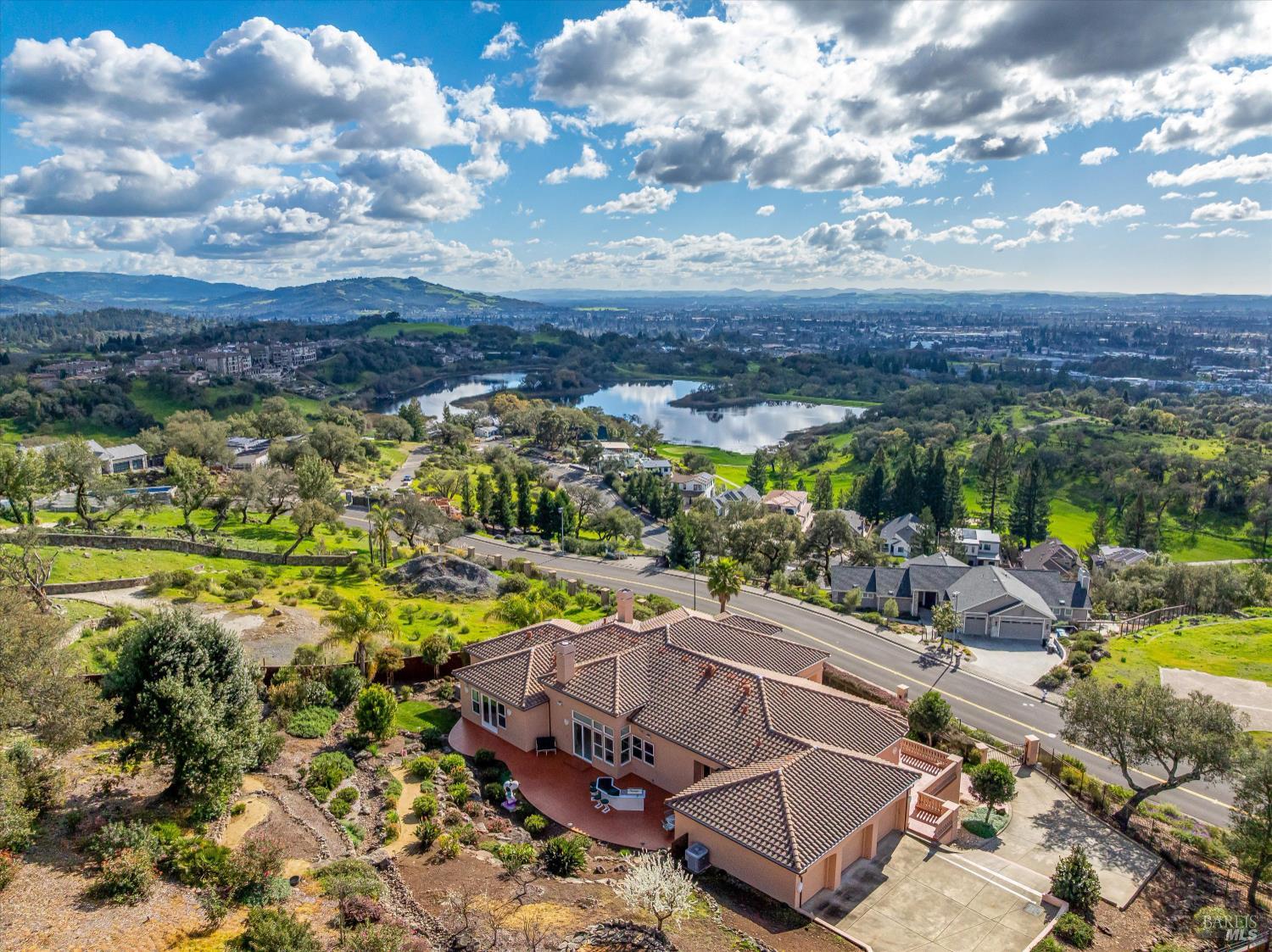 3729 Skyfarm Drive Santa Rosa CA 95403