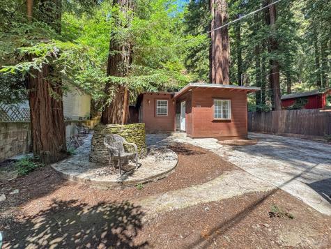 15298 Willow Road Guerneville CA 95446