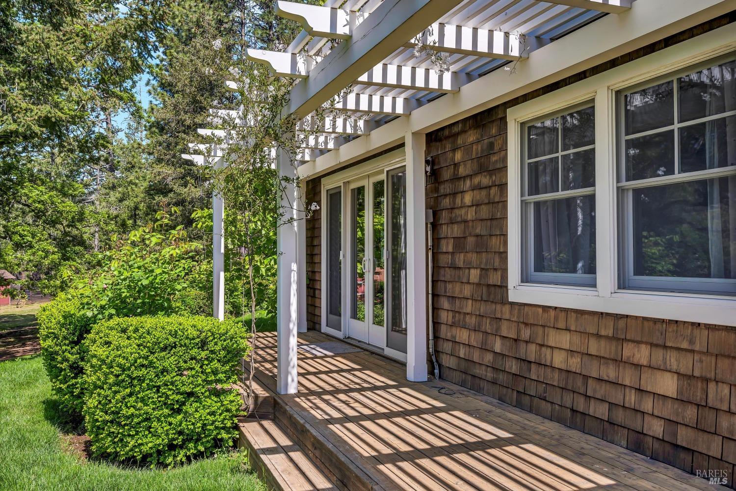 1065 Summit Lake Drive Angwin CA 94508