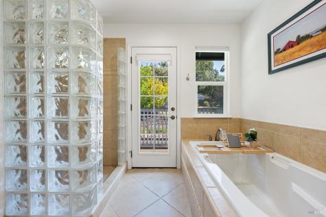 3991 Haven Court Sebastopol CA 95472