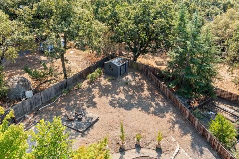 3991 Haven Court Sebastopol CA 95472