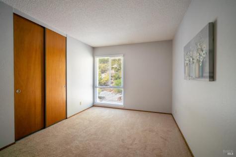 75 Twelveoak Hill Drive San Rafael CA 94903