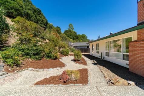 75 Twelveoak Hill Drive San Rafael CA 94903