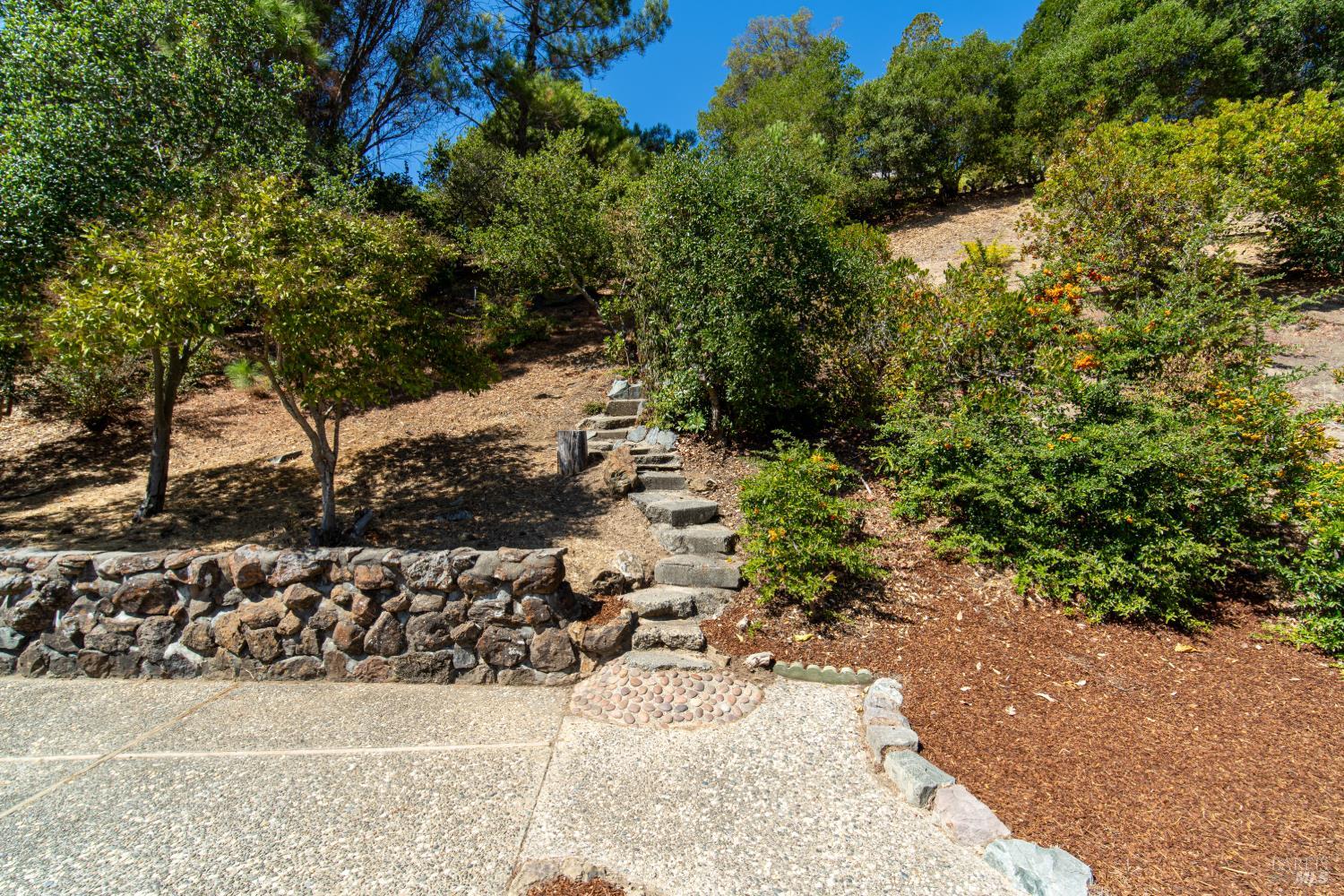 75 Twelveoak Hill Drive San Rafael CA 94903
