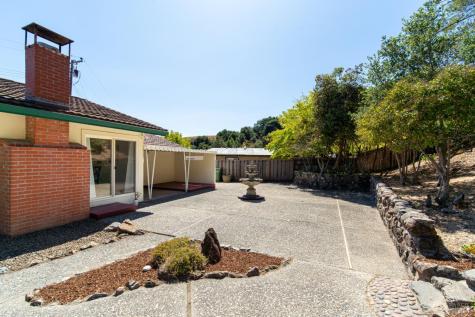 75 Twelveoak Hill Drive San Rafael CA 94903