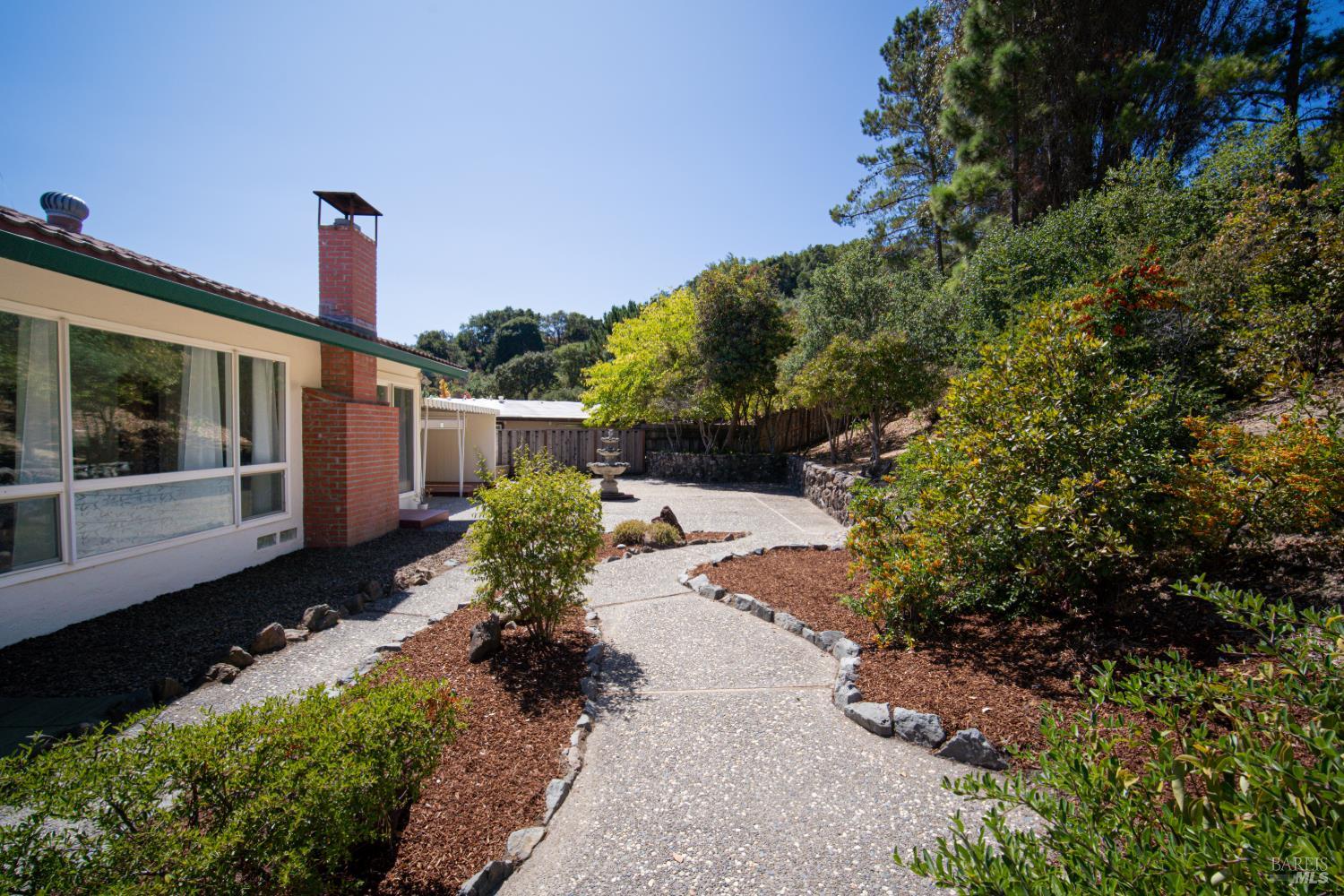 75 Twelveoak Hill Drive San Rafael CA 94903