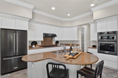 3660 Banbury Court Santa Rosa CA 95404