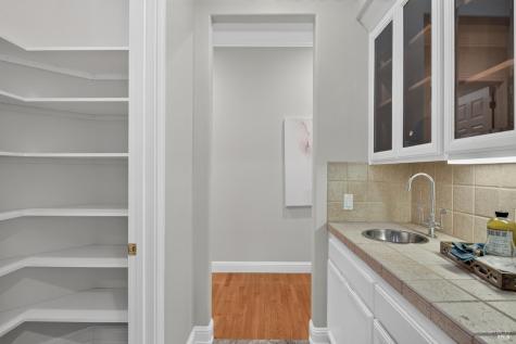 3660 Banbury Court Santa Rosa CA 95404