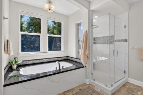 3660 Banbury Court Santa Rosa CA 95404