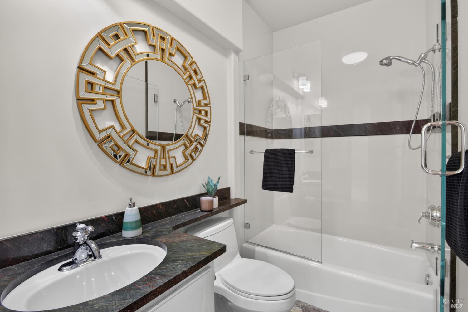 3660 Banbury Court Santa Rosa CA 95404