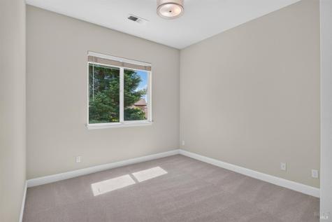 3660 Banbury Court Santa Rosa CA 95404