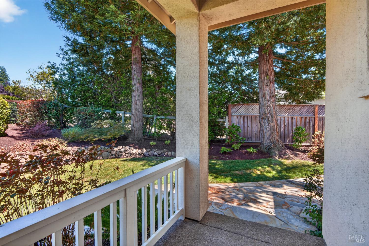 3660 Banbury Court Santa Rosa CA 95404
